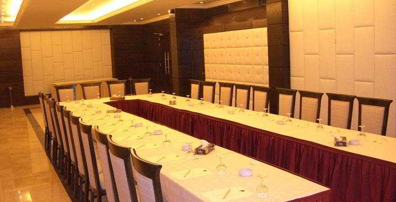 Sun Hills Suites Hotel Jounieh Exterior photo